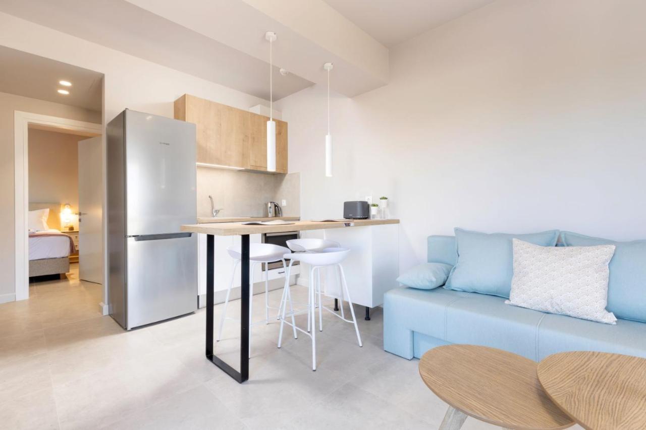 Onore Luxury Suites Kato Korakiana Extérieur photo