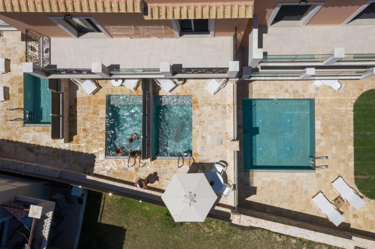 Onore Luxury Suites Kato Korakiana Extérieur photo