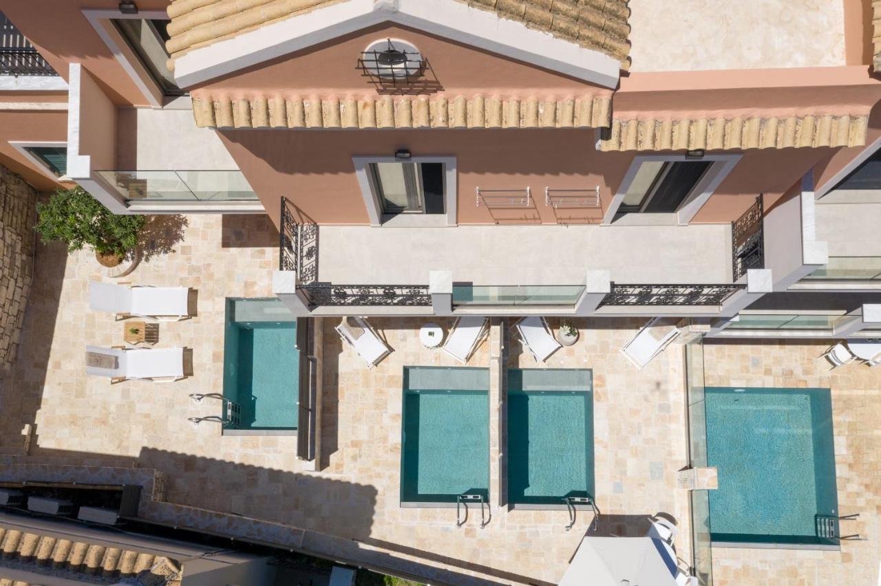 Onore Luxury Suites Kato Korakiana Extérieur photo